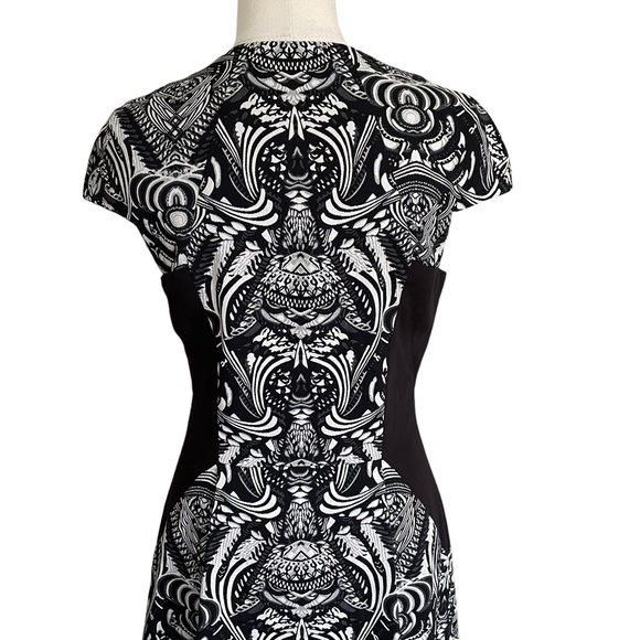VERONIKA MAINE Sz8 Black and white abstract design cap sleeved dress 🥇 - Picture 8 of 15